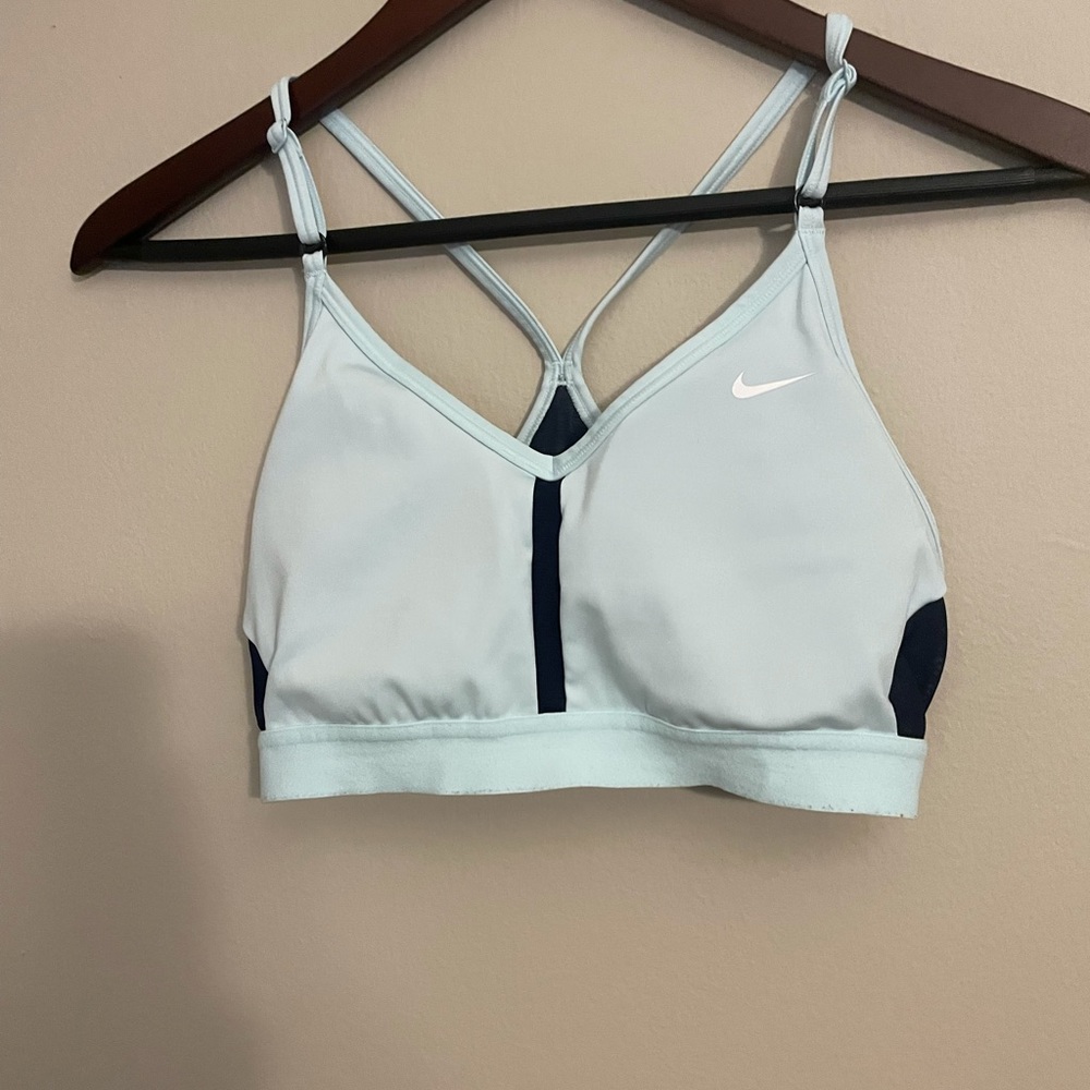 Nike drifit bra